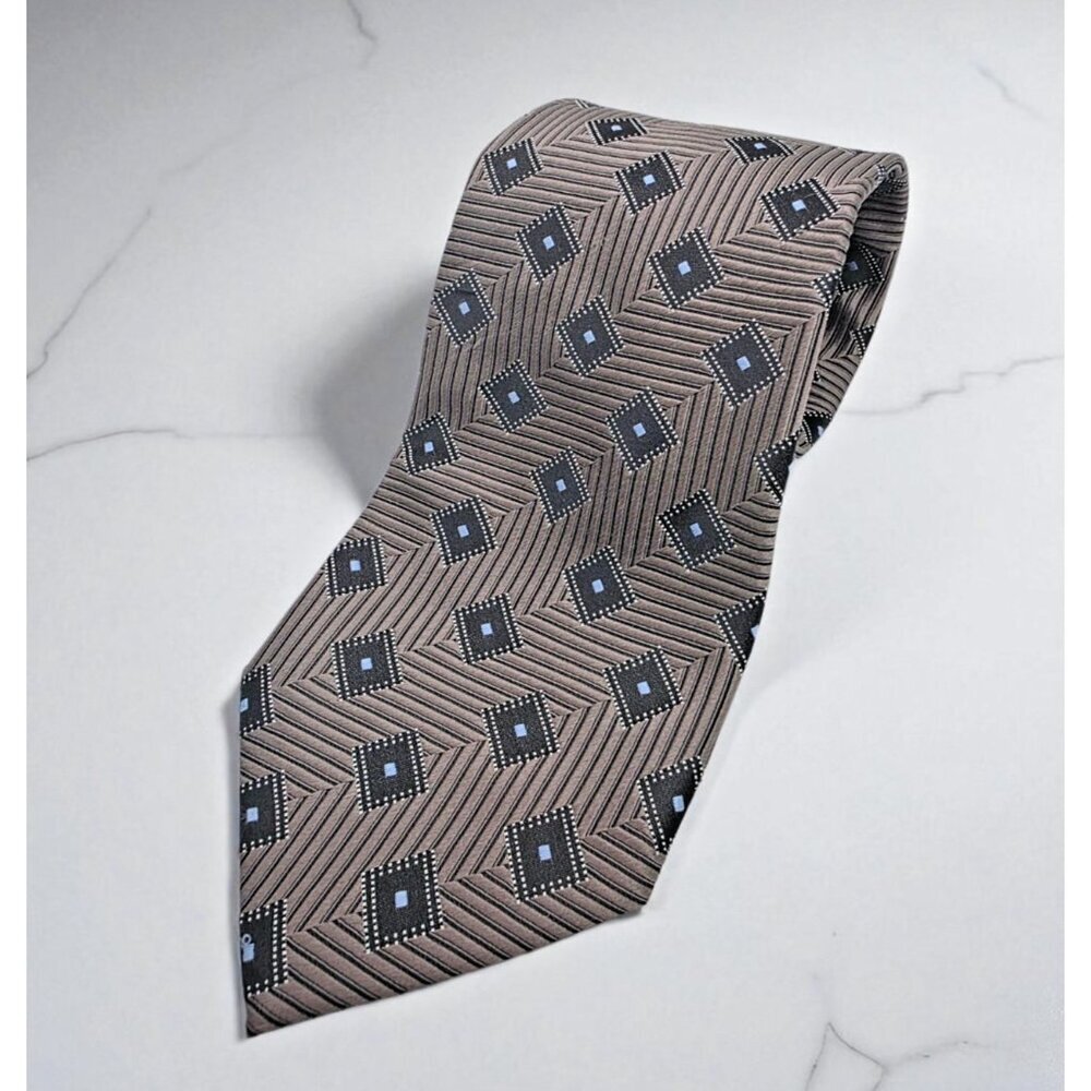D.C. by Daniel Craig Mens‎ Neck Tie Long 100% Silk Black/Brown Geometric Pattern